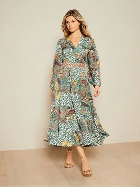 Gibson & Latimer Leaf Print Boho Tropical Split V-Neck Tiered Wrap Midi Dress M